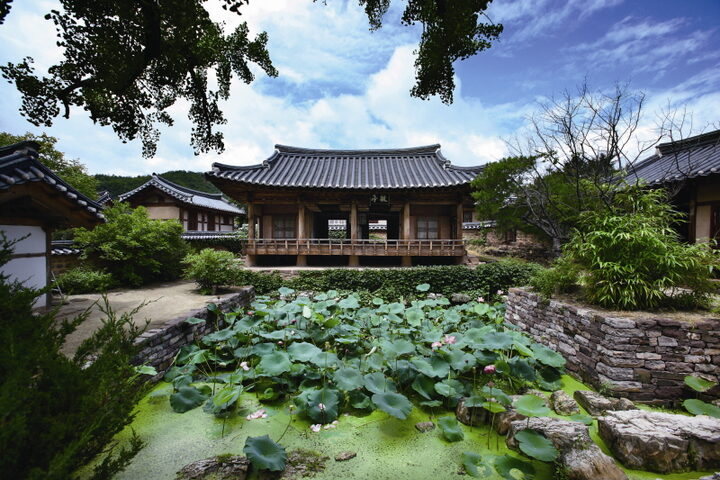 서석지 전경