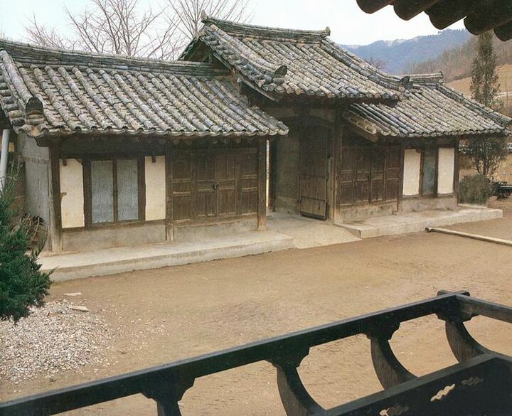 사랑마당과행랑채