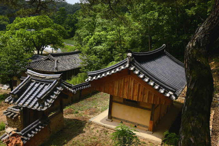 사당에서 내려다본 전경