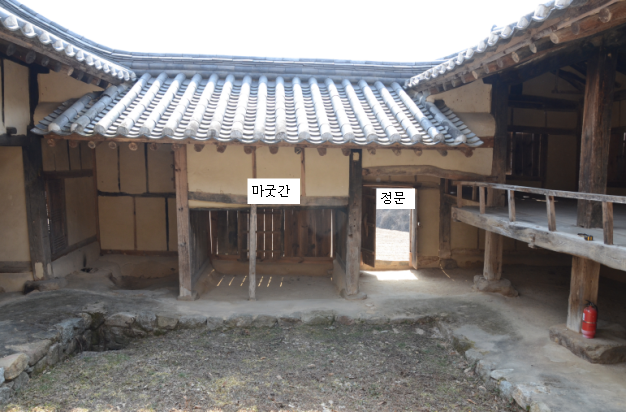 04.마굿간,정문
