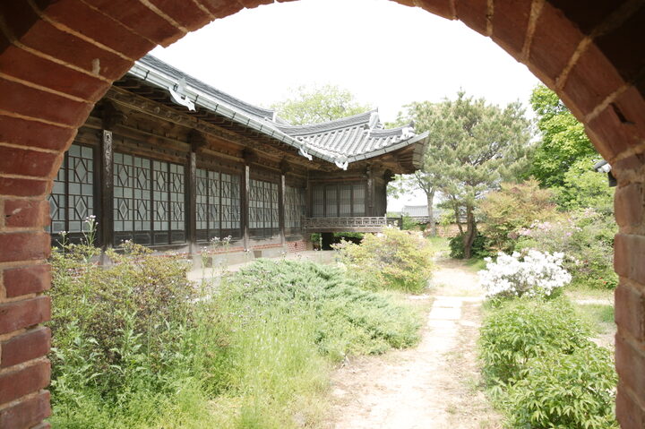 사랑채 전경
