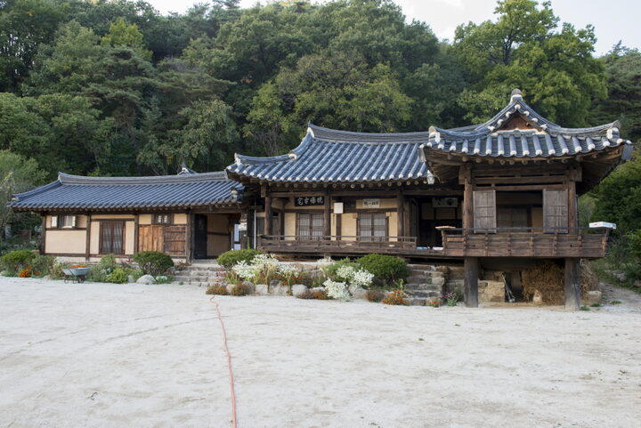 봉화 만회고택_원경 (촬영년도 : 2015년)