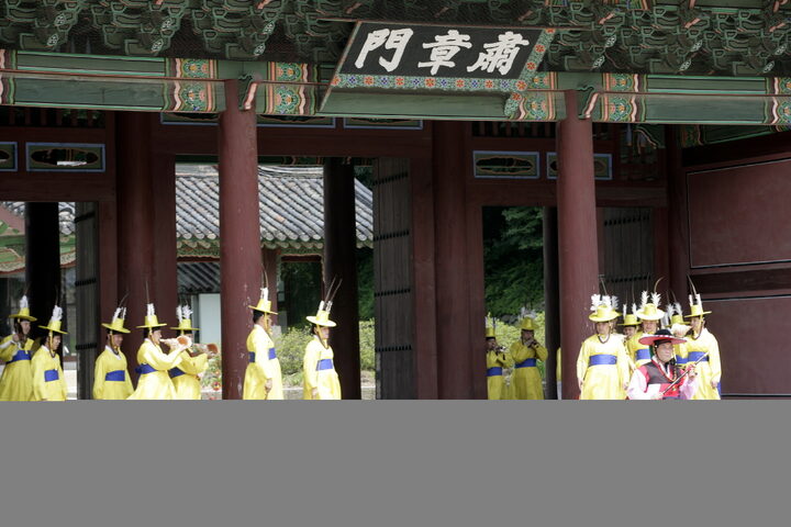 18954_대취타 행진_피리정악및대취타_국가유산청