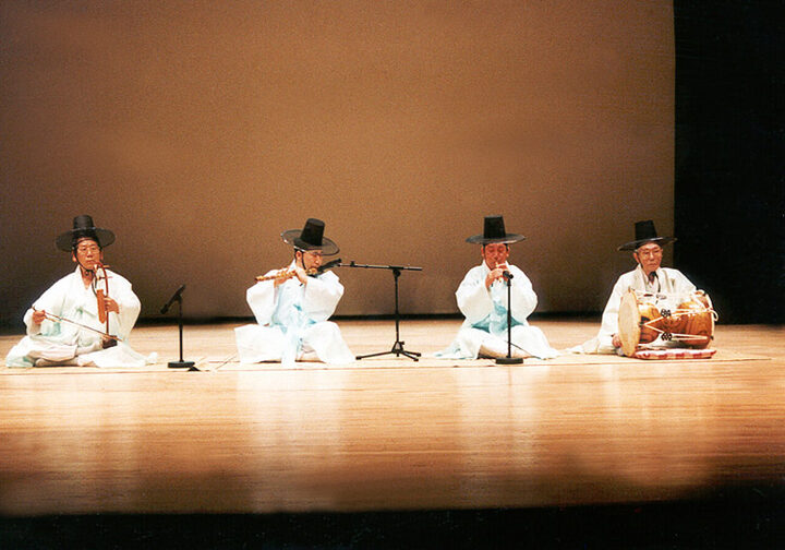 삼현육각연주