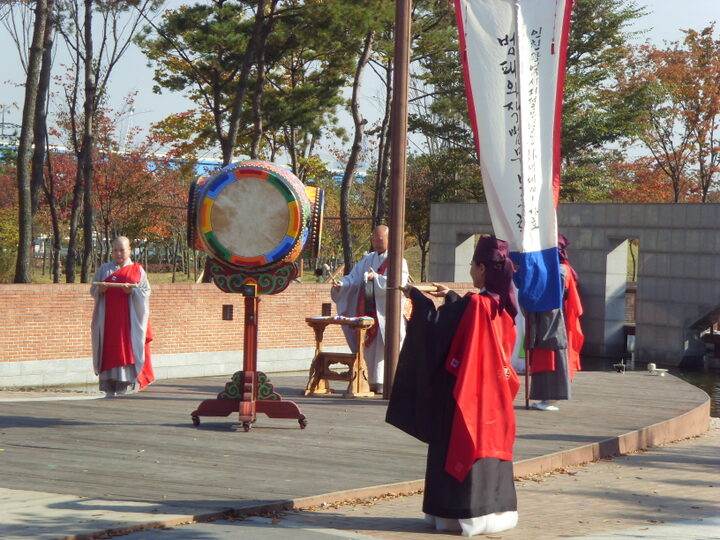 범패와 작법무(바라춤)