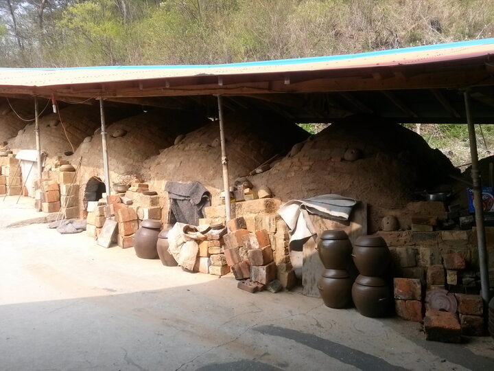 옹기 제작