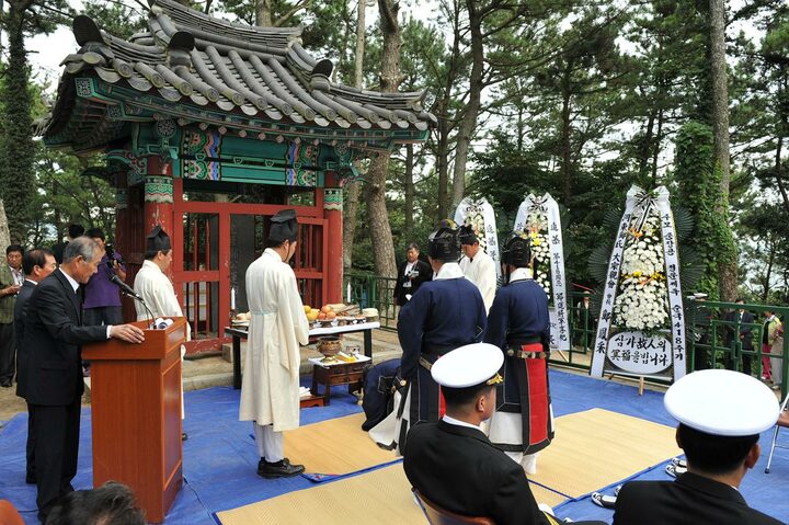 정운장군 향사 봉행