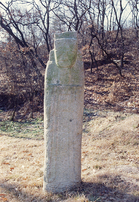 우측문인석