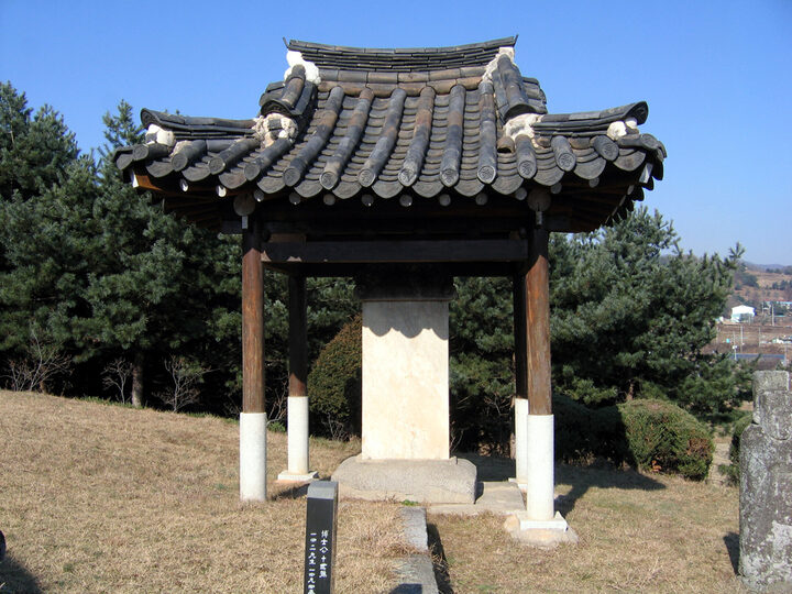 비각