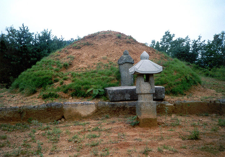 영동 김수온 묘소