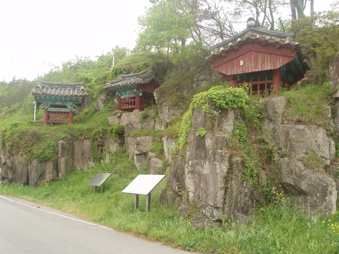 화순능주삼충각