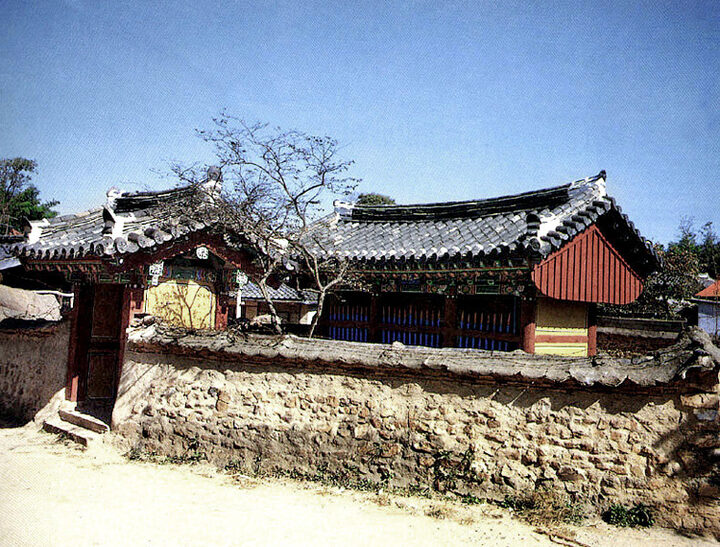 영암삼충각전경