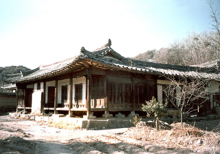해저김건영가옥근경