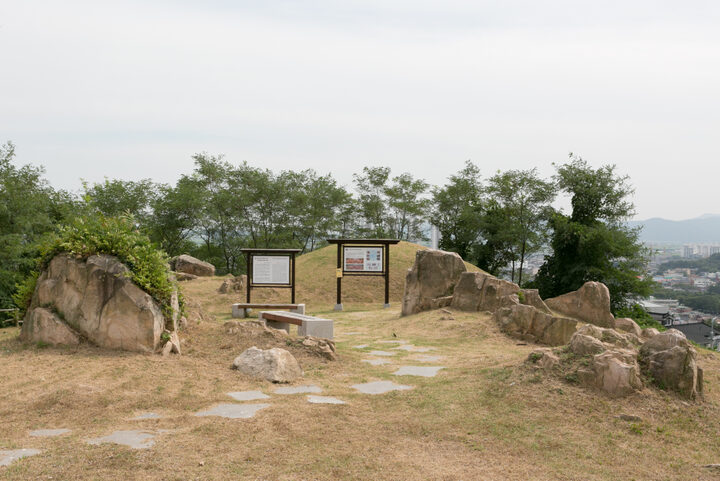 김해구산동백운대고분_전경 (촬영년도 : 2015년)