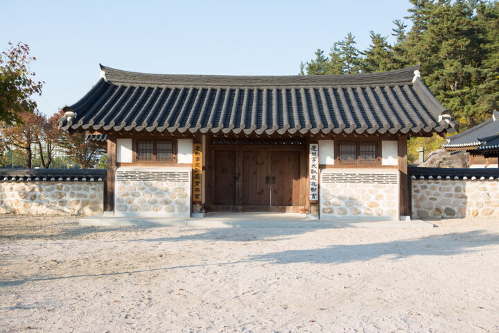 경주표암_부속건물 (촬영년도 : 2015년)