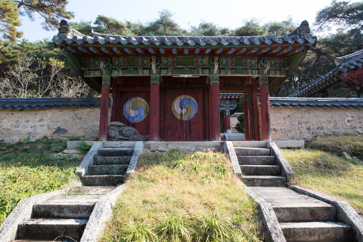 용산서원_사당 (촬영년도 : 2015년)
