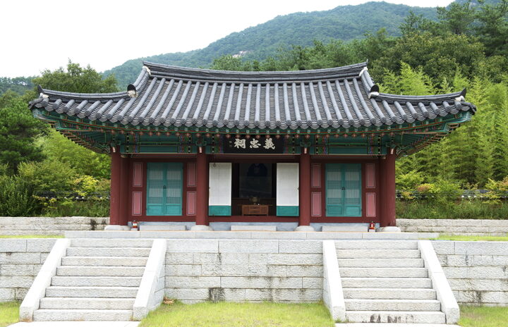 이강년생가지_사당 (촬영년도 : 2015년)