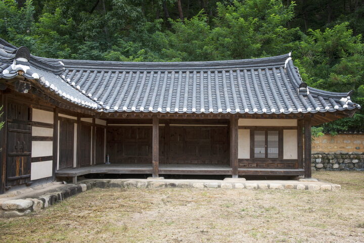 이강년생가지_안채 정면 (촬영년도 : 2015년)