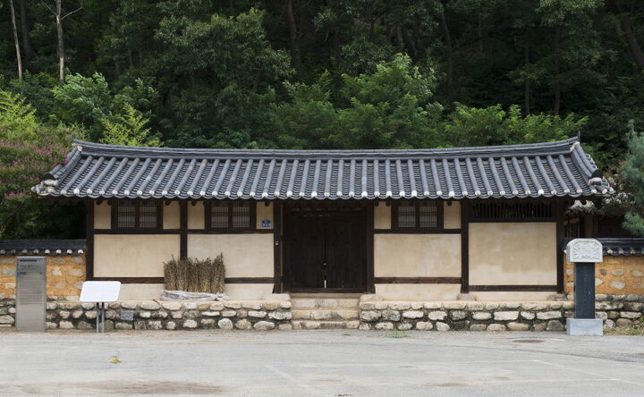 이강년생가지_정면 (촬영년도 : 2015년)
