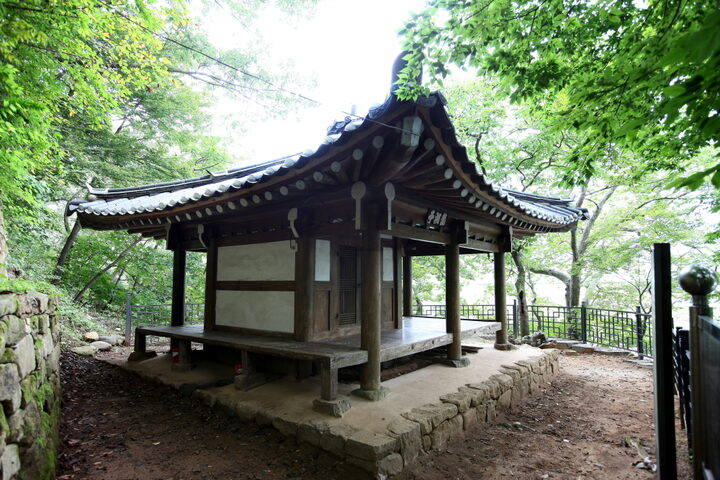 용호정원림_정자 측면 (촬영년도 : 2015년)