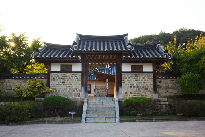 김정희선생유적_입구 전경 (촬영년도 : 2015년)