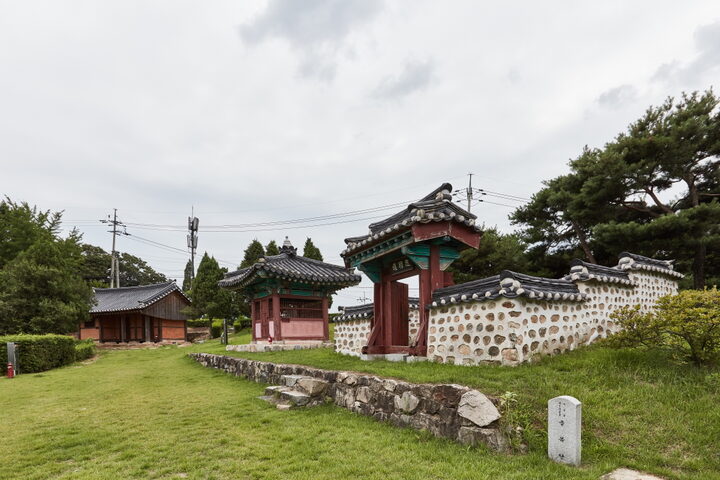 충목단 측면