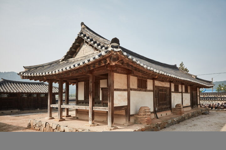 김좌진장군생가지