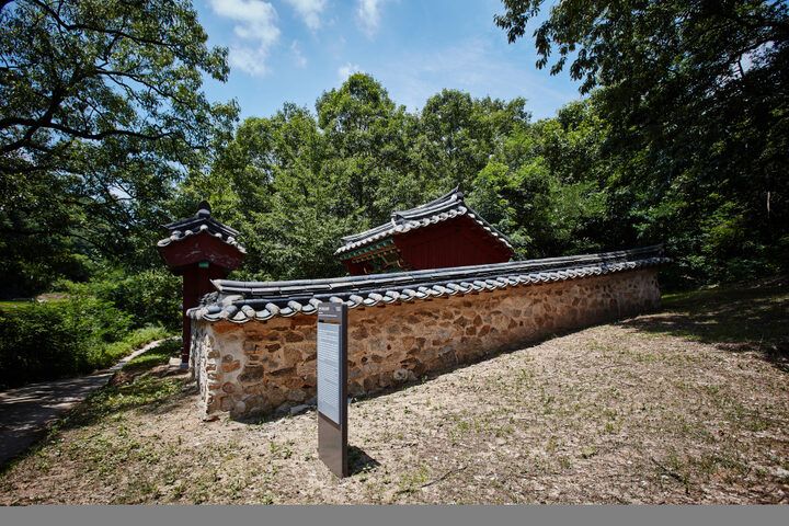 진천 김덕숭 효자각