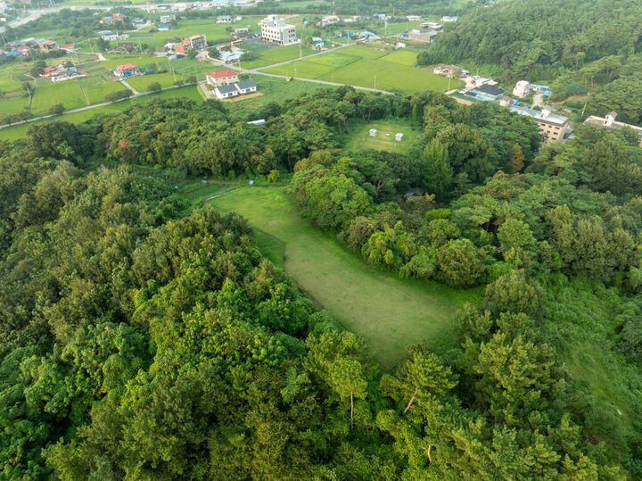 서산휴암리선사유적지(항공사진)_유적지 전경(항공) (촬영년도_2024년)