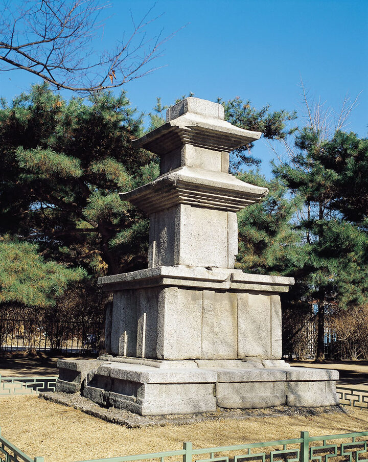 김천 갈항사지 동ㆍ서 삼층석탑