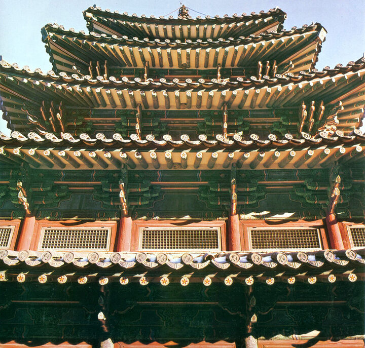 서쪽 측면