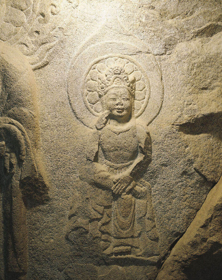 서산 용현리 마애여래삼존상 좌협시보살상(반가사유상)
