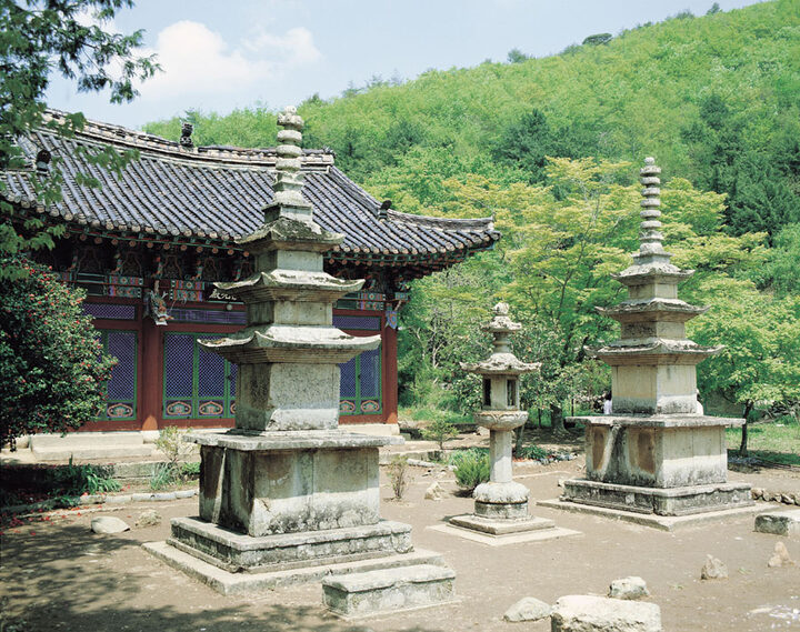 보림사 삼층석탑 및 석등