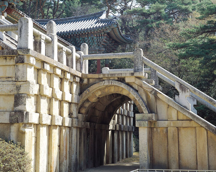 좌측에서 바라본 불국사 청운교백운교 홍예