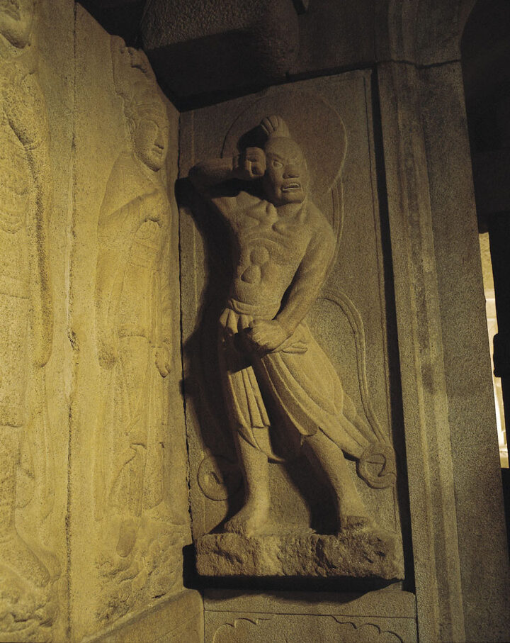석굴암석굴 금강역사상(향좌)