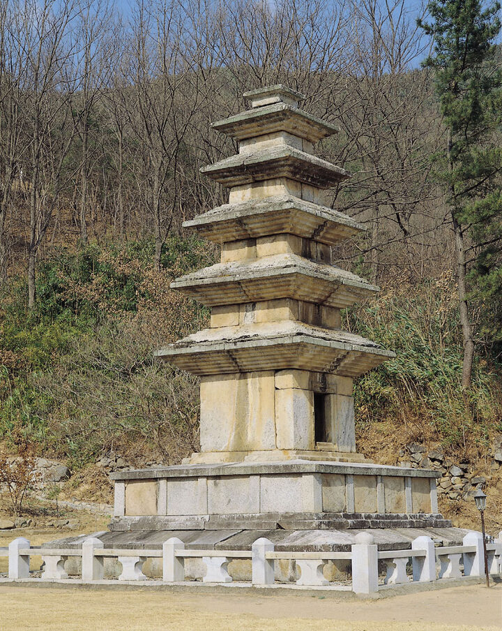 구미 죽장리 오층석탑