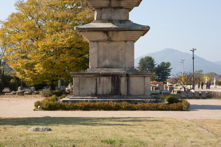 경주 고선사지 삼층석탑_기단부 (촬영년도 : 2015년)