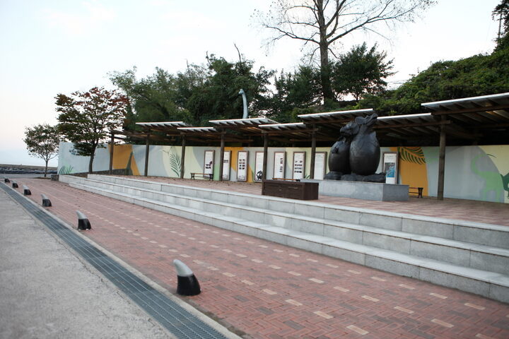 공룡알 화석산지 관람로 입구 전경(2015년)