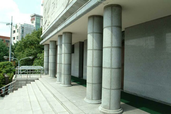 건물입구기둥/문화재청