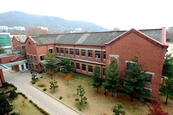 건물배면(우측)/문화재청