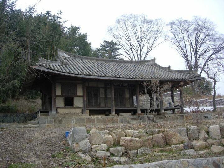 강당 전경