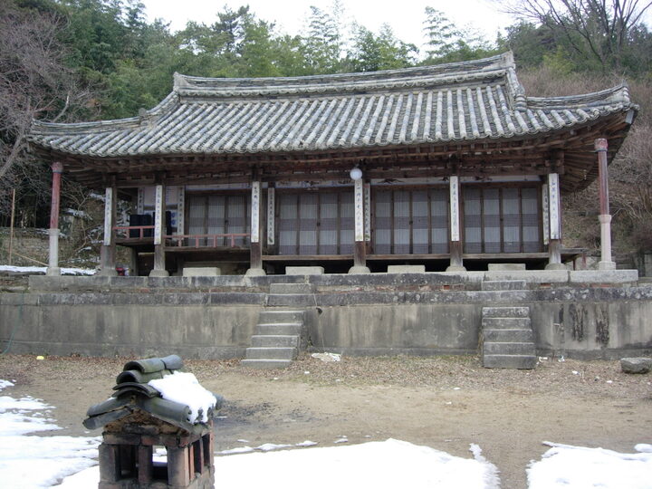 정면