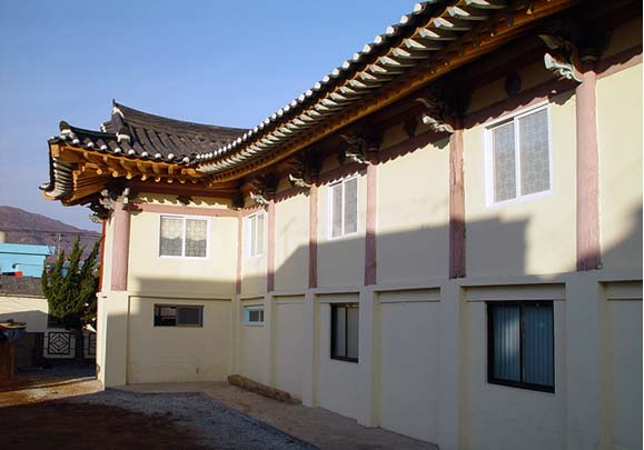 서측면(보수 전)