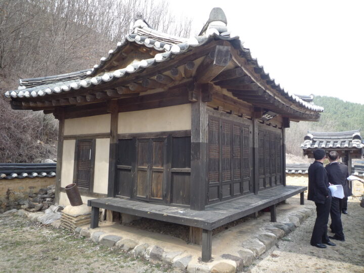 청송 소류정 좌측면
