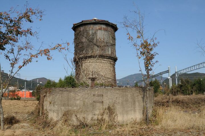 급수탑 우측면/문화재청