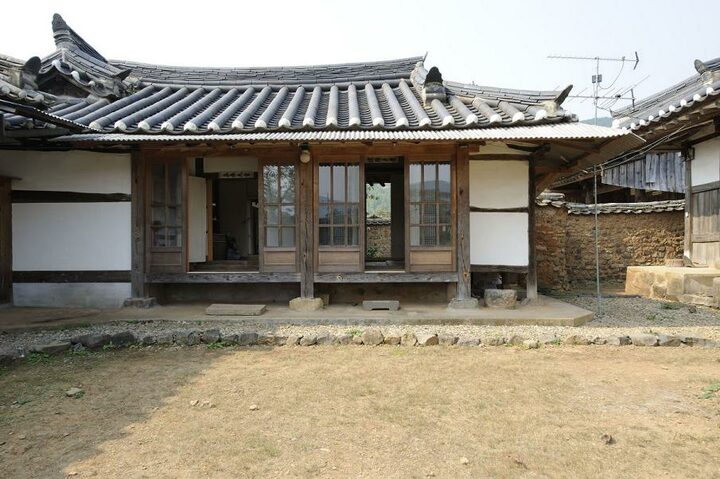 사랑채 익사/사랑채 익사
