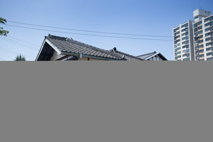 김제 신풍동 일본식 가옥_오른쪽 전경 (촬영년도 : 2015년)