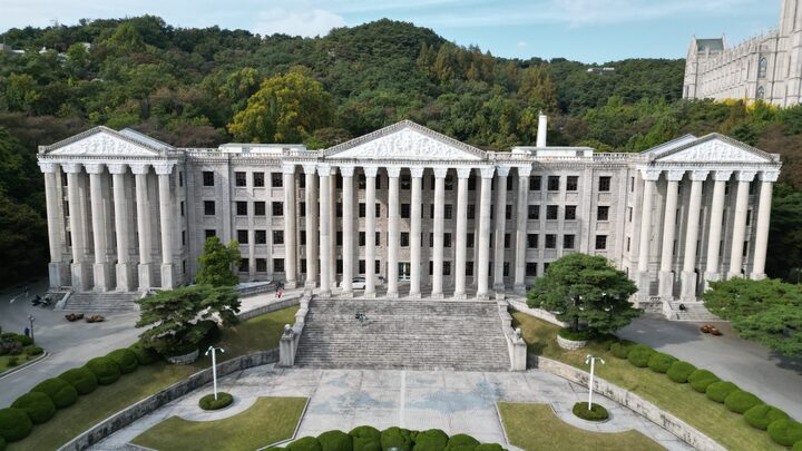 서울 경희대학교 본관(2023년 정기조사)