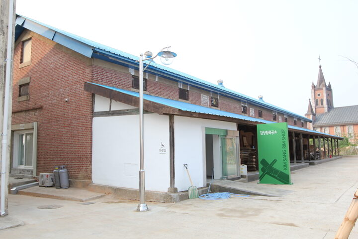 완주 구 삼례 양곡창고 목공소