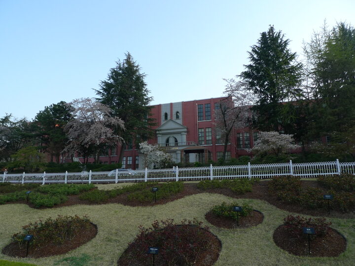 광주 조선대학교 의학대학 본관: 원경
